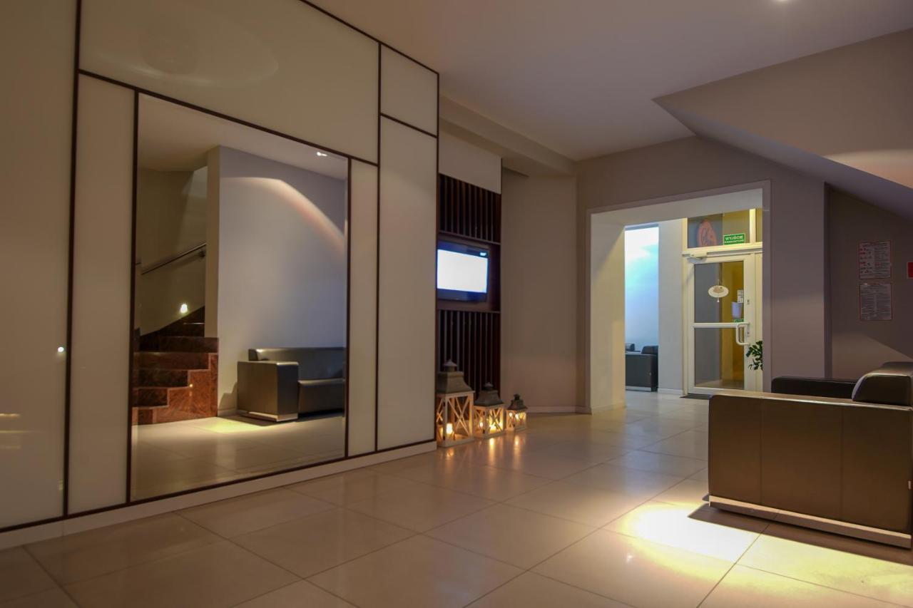 Hotel Sara Koło Extérieur photo